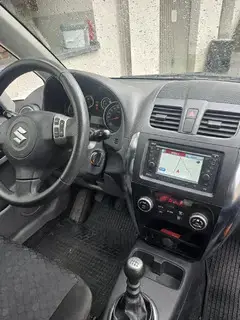 Suzuki SX4 Allrad 4x4  Bild 3