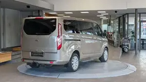 Ford Tourneo Bild 7
