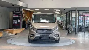 Ford Tourneo Bild 2