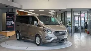 Ford Tourneo Bild 3