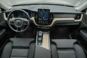 Volvo XC60 Ultra, T6 Plug-in Hybrid, Elektrisch/Benz Bild 8