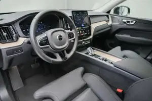 Volvo XC60 Ultra, T6 Plug-in Hybrid, Elektrisch/Benz Bild 7