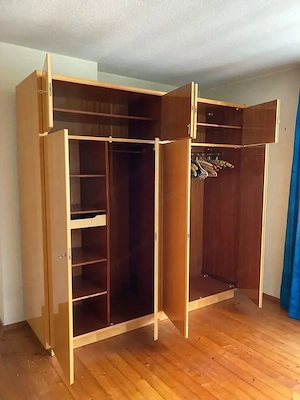 Kleiderschrank Kleiderkasten Vintage zu verschenken Bild 2