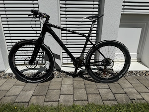 Kraftstoff Carbon Hardtail MTB   leichter XC- Marathon-Aufbau mit SRAM XX