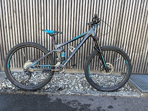 Cube Stereo Race