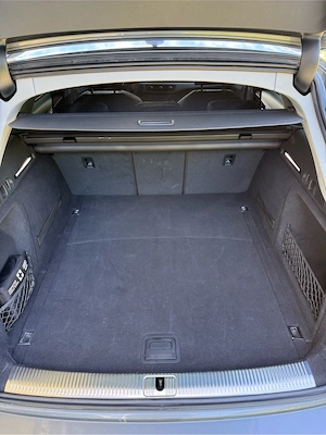 Audi A4 Avant 40 TDI quattro S tronic Bild 9