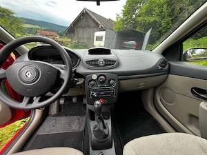 Renault Clio Bild 3