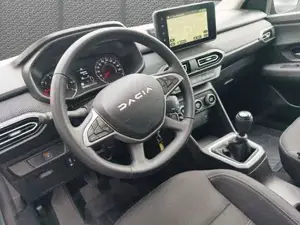Dacia Sandero Bild 11