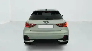 Audi A1 30 TFSI 116 ch BVM6 Design 85 kW (116 PS), Scha... Bild 6