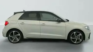 Audi A1 30 TFSI 116 ch BVM6 Design 85 kW (116 PS), Scha... Bild 8