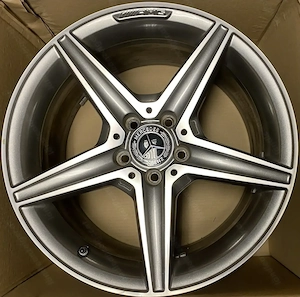 Mercedes AMG Felgen 18 Zoll C Klasse Bild 2
