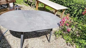 Gartentisch Bild 4