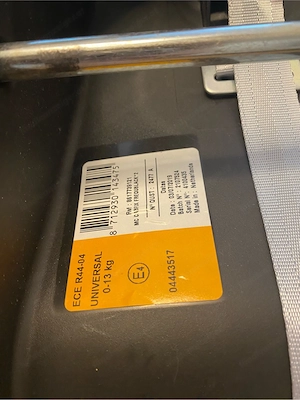 Maxi Cosi Kinderschale zu verschenken Bild 4