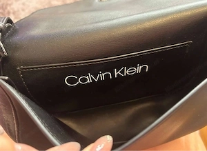 Calvin Klein Umhängetasche Bild 4