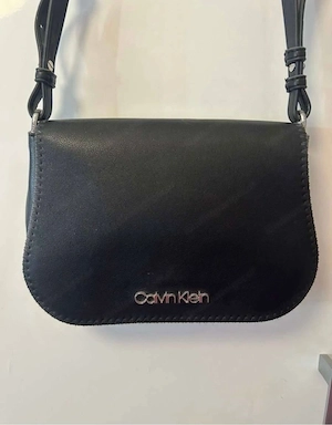 Calvin Klein Umhängetasche Bild 2