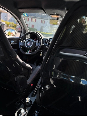 Abarth 595 Esseesse Bild 2