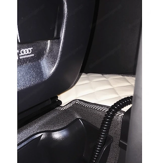 Artikel: Handmade MAN TGX from 2018 floor mats carpet complete set Hochwertiger Artikel aus unserem  Bild 8