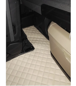 Artikel: Handmade MAN TGX from 2018 floor mats carpet complete set Hochwertiger Artikel aus unserem  Bild 6
