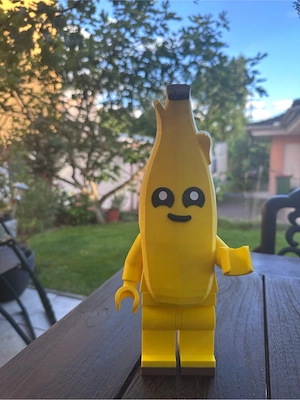 Fortnite Peely Brickman Figur Bild 2