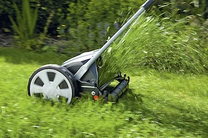 Gardena Comfort Spindelmaeher 400 C Handrasenmaeher mit 40 cm Arbeitsbreite fuer bis zu 250 m2 Rasen Bild 3