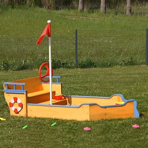 Piratenboot Boot Sandkasten aus Holz mit Geheimversteck Holzsandkasten