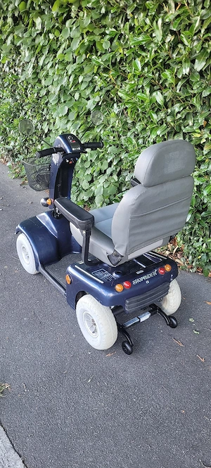 Elektromobil Seniorenmobil  Bild 4