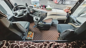Artikel: Handmade Mercedes Actros from MP4 floor mats carpet complete set Hochwertiger Artikel aus u Bild 5
