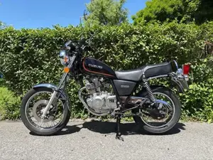 Suzuki GN250 Oldtimer Bild 4