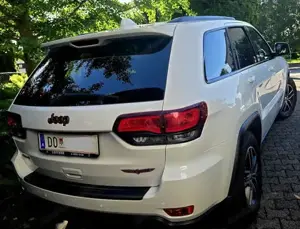 Jeep Grand Cherokee 3,0 V6 Trailhawk Automatik   Allrad Bild 8