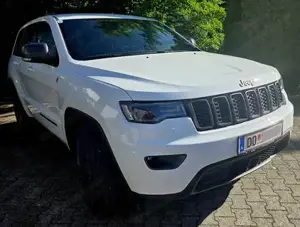 Jeep Grand Cherokee 3,0 V6 Trailhawk Automatik   Allrad Bild 2