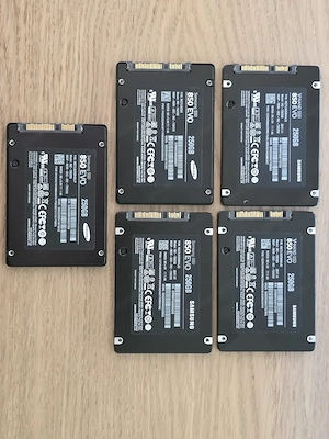 SSD Festplatten 250 GB Bild 2