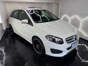 Mercedes-Benz B 180 Automatik *NAVI*SITZHZG* Bild 2