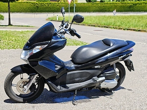 Honda PCX 125 cm3 Motorrad Roller 2012 kein Schlüssel kein Pickerl
