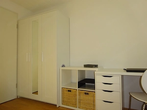 Wohnung möbliert Bäumlegasse Dornbirn mit grosszügiger Wohn- Essküche und Garten Bild 8
