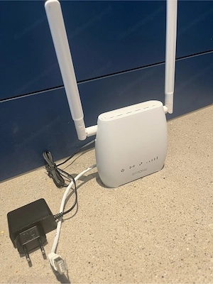 Strong 4G Router 300M   SIM WLAN Router Bild 3
