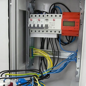 Artikel: Electric wall distributor 1x 16A   32A 4x230V complete set of construction power distributo Bild 3