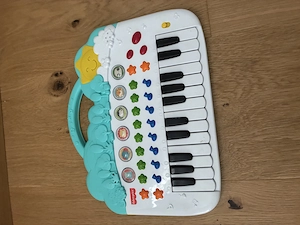 Babyklavier mit Melodien, Tasten, lustigen Geräuschen