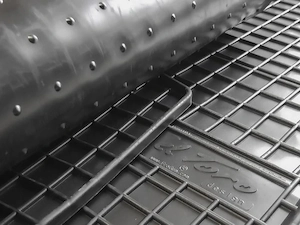 Artikel: Premium Mercedes Vito 2003-2015 rubber floor mats Hochwertiger Artikel aus unserem Online-S Bild 4