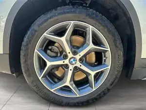 BMW X1 xDrive20d xLine // Rückfahrkamera // LED // Sitzverstellung Fondsitze Bild 6