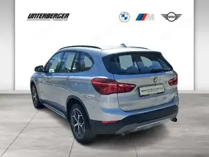 BMW X1 xDrive20d xLine // Rückfahrkamera // LED // Sitzverstellung Fondsitze Bild 4
