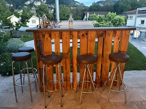 Bar mit Barhocker (5 Stück) Bild 4
