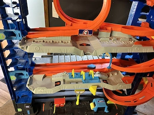 Hot Wheels Ultimative Garage Bild 5