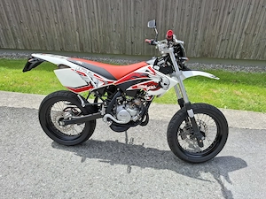 Beta Motard 50ccm Bild 2