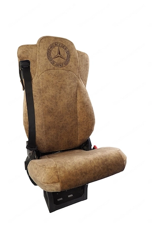 Artikel: Handmade SEAT COVERS MERCEDES ACTROS MP4 MP5 2011-2023 complete set Hochwertiger Artikel au Bild 3
