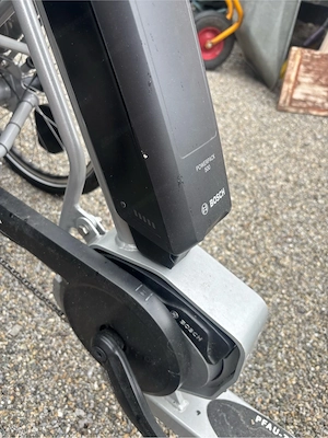 Pfautec E Dreirad   neuwertig   Bosch Motor & Akku   abschließbare Transportbox Bild 3