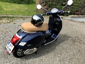 Vespa GTS 300 ABS Bild 2