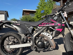 Rieju MRT 50 LOW Seat - Baujahr 2018 Bild 4