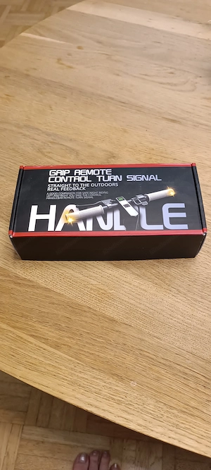 Grif mit Blinker für e - Roller 2 Stück 