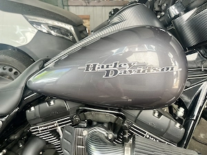 Gepflegte starke  Harley-DavidsonStreet Glide  FLHX  mit vielen Kraft und hartem Sound! Bild 11