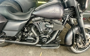 Gepflegte starke  Harley-DavidsonStreet Glide  FLHX  mit vielen Kraft und hartem Sound! Bild 9